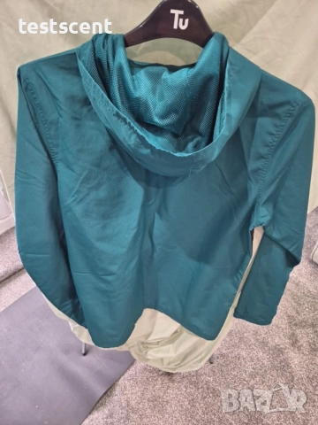 $68 Юношеско яке Under Armour XL (Черно и Тюркоазено) YXL за деца и юноши, снимка 2 - Детски якета и елеци - 52478253