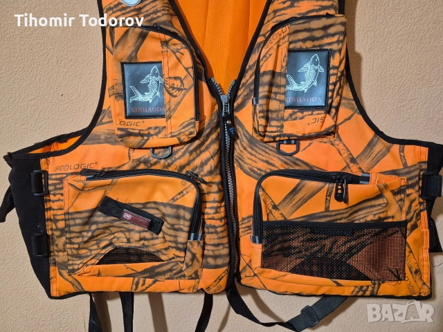 продавам 2 броя спасителни жилетки, снимка 2 - Водни спортове - 52949204