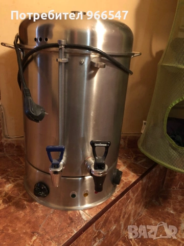 Електрически диспенсър за топли напитки с два резервоара 