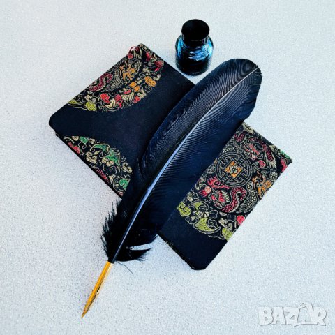 Ръчно подвързан бележник във винтидж стил с твърди корици и цветен печат