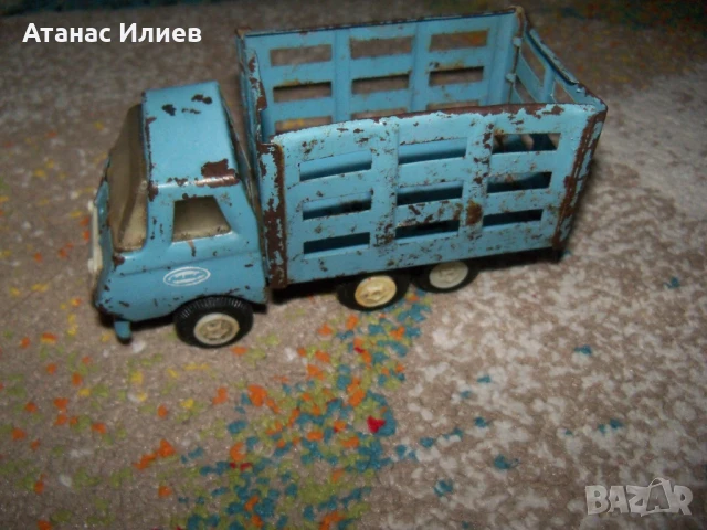 Ламаринено камионче, соц играчка, снимка 3 - Коли, камиони, мотори, писти - 51130940