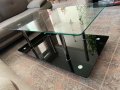 Стъклена маса за хол, снимка 1