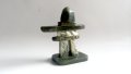 Инукшук инуитска ръчна  статуя  от нефрит, снимка 7