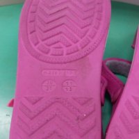 Детски розови сандали - чехли с велкро лепенки №30/31, снимка 10 - Детски сандали и чехли - 27620276