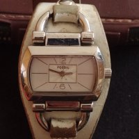 Оригинален марков дамски часовник FOSSIL стилен дизайн 42780, снимка 3 - Дамски - 43743358