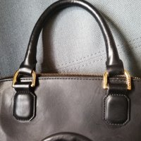 Оригинална чанта Guess , снимка 4 - Чанти - 44001094