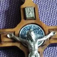 Разпятието на Христос Свети Бенедикт броеница маркова Италия нова, снимка 3 - Колиета, медальони, синджири - 43038126