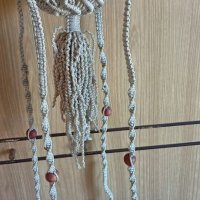 Ръчно плетена поставка за 2 саксии , снимка 4 - Декорация за дома - 38458450