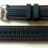 Черна силиконова каишка с червен конец 24мм., снимка 4 - Каишки за часовници - 36535209