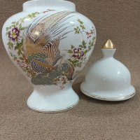 Порцеланова ваза. , снимка 5 - Антикварни и старинни предмети - 40719603