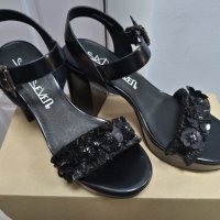 Нови черни дамски сандали , снимка 1 - Сандали - 38135972