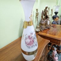 Превъзходна много красива антикварна френска стъклена ваза Опалин, снимка 2 - Вази - 43772145