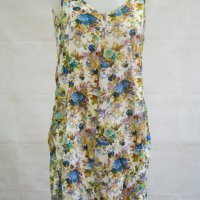 Многоцветна къса рокля с флорален принт - M, снимка 2 - Рокли - 43111499
