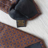 Мъжка вратовръзка Fendi, снимка 3 - Колани - 44089236