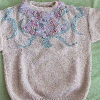  Ръчно плетена блуза с мотиви цвят шампанско, снимка 2 - Блузи с дълъг ръкав и пуловери - 32511905