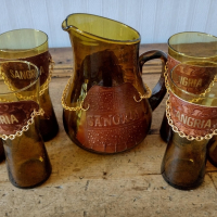 Винтидж комплект за  Сангрия от кехлибарено стъкло 70- те години на миналия век. Кана и 6 чаши, снимка 1 - Сервизи - 44875352