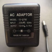 Адаптер 12-075E, снимка 1 - Кабели и адаптери - 28539844