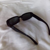Правоъгълни слънчеви очила, снимка 5 - Слънчеви и диоптрични очила - 35060236