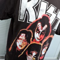 Kiss 2016 official merch- мъжка тениска размер L, снимка 4 - Тениски - 44117161
