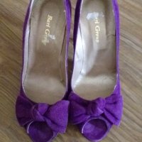Чисто нови, естествен велур, снимка 2 - Дамски обувки на ток - 34954139