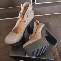 обувки на висок ток и платформа, снимка 4 - Дамски обувки на ток - 39593612