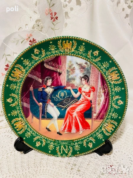 порцеланова чиния за стена , снимка 1