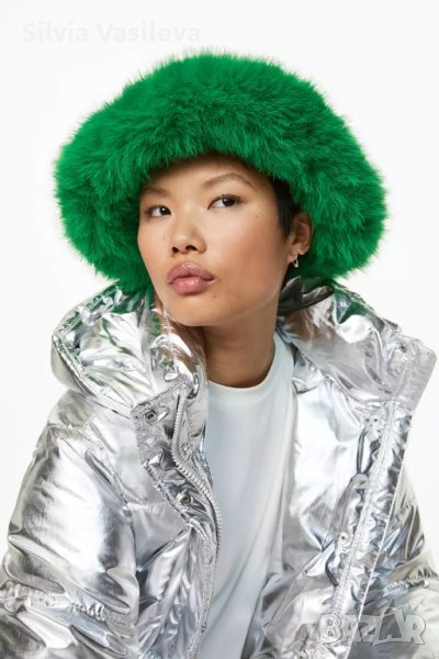 Зелена пухена шапка Fluffy Bucket Hat H&M, снимка 1