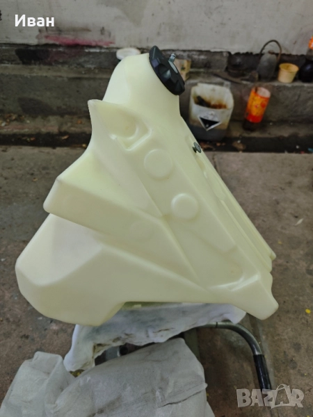 Нов резервоар за Husqvarna Te 300 2017 karburator, снимка 1
