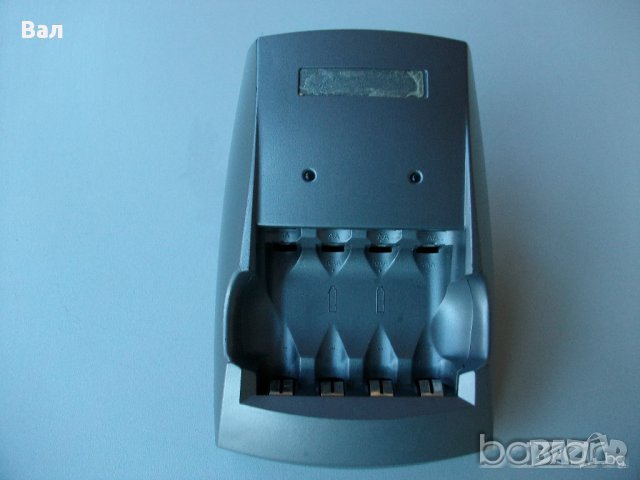 Зарядо за акумулаторни батерии VARTA, снимка 1