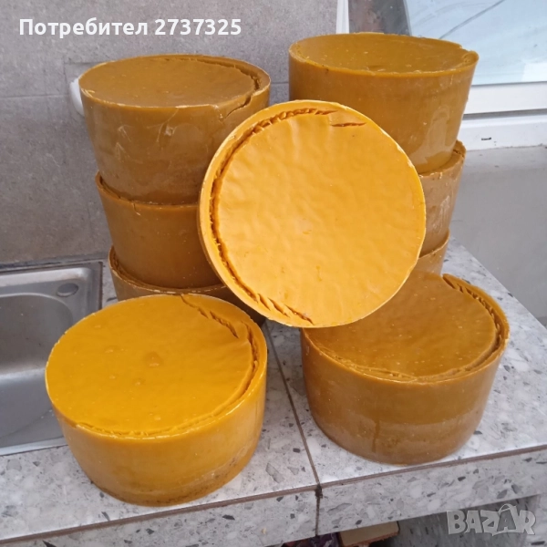 Продавам пчелен восък , снимка 1