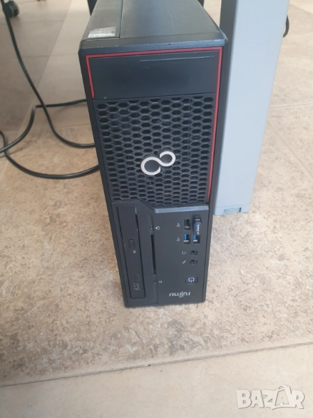 Продавам компютър Fujitsu Esprimo C720 ,windows 11, i5 ,SSD , 8GB, снимка 1