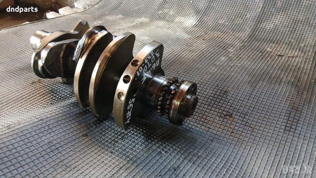 Колянов вал Audi A6 4F 3.0TDI 233кс. 2007г.	, снимка 1