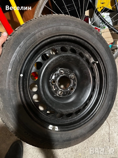 Резервна джанта с гума мерцедес., снимка 1