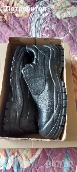 работни обувки с бомбе  3 чифта , снимка 1