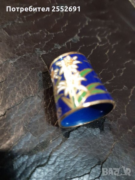 Напръсник, снимка 1