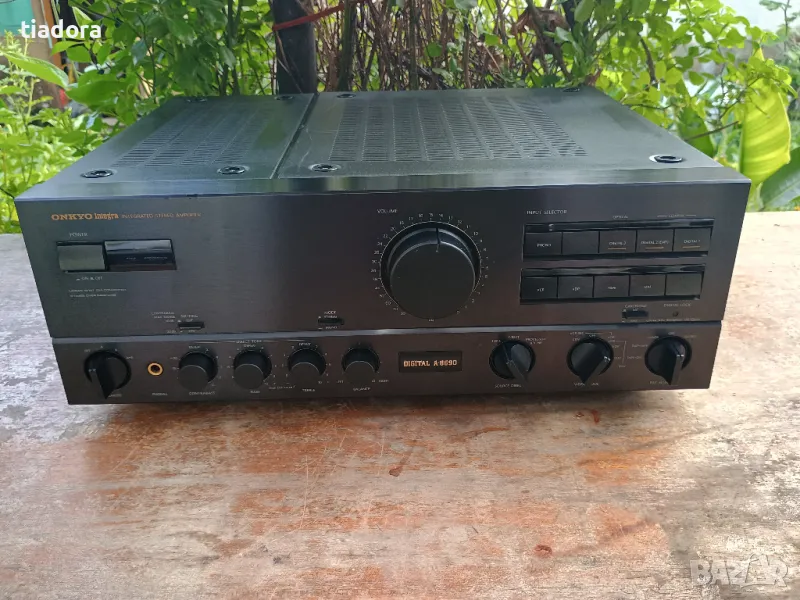 Onkyo Integra A-8690 with built-in DA converter, снимка 1