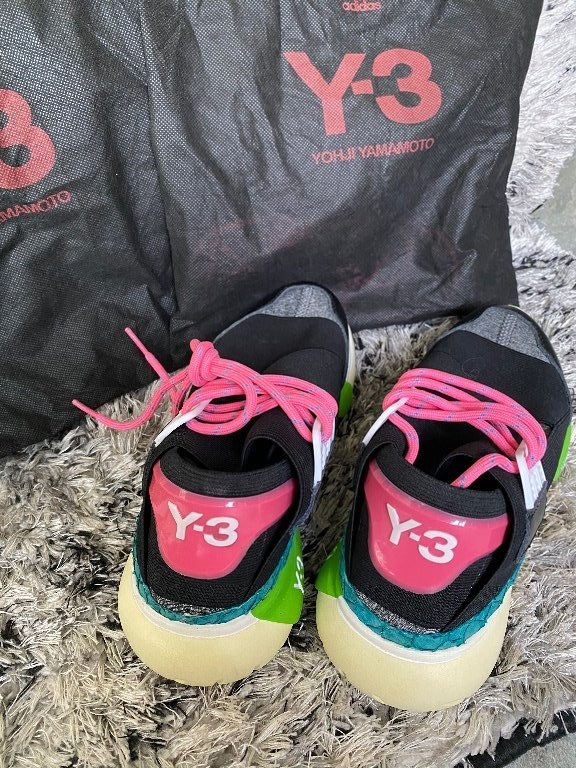 Спортни обувки Yohji Yamamoto Y-3 в Дамски ежедневни обувки в гр. София -  ID28501369 — Bazar.bg