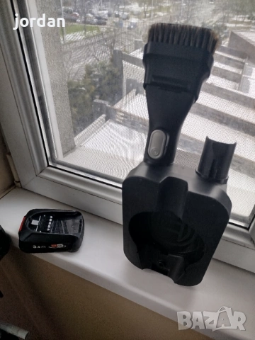 Вертикална прахосмукачка bosch ultimate 7, снимка 4 - Прахосмукачки - 53356984