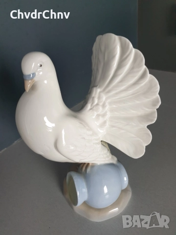 Requena Валенсия статуетка 21см/испанска порцеланова фигура на птица-гълъб, снимка 2 - Статуетки - 52496296
