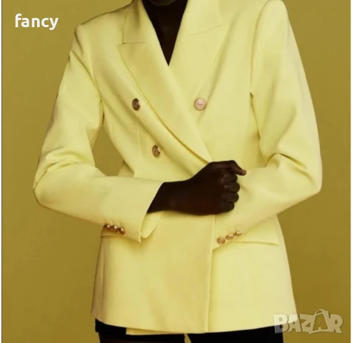 Вталено жълто сако Zara