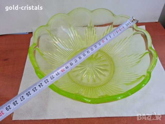 кристална купа фруктиера ураново стъкло , снимка 3 - Антикварни и старинни предмети - 26643972