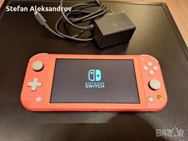Nintendo Switch Animal Crossing coral, снимка 5 - Nintendo конзоли - 53420971