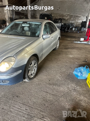 На части! Мерцедес/Mercedes w211 E270 2003, снимка 3 - Автомобили и джипове - 52597685