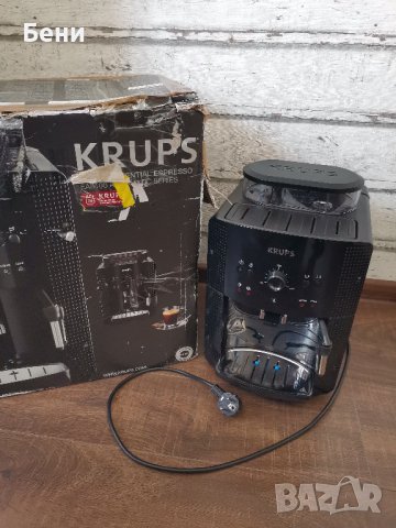 Продавам кафеавтомат Krups Ea81 черна