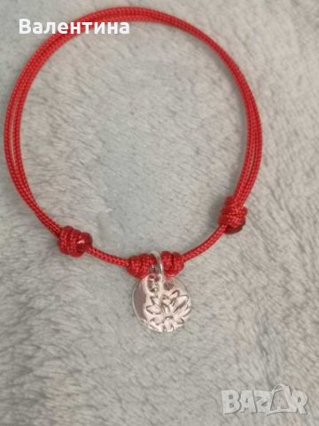 Дамска гривна червен конец против уроки със сребърна висулка Лотус-Хармония, снимка 3 - Гривни - 28186426