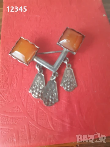 Руска, старинна сребърна брошка- естествен кехлибар!, снимка 3 - Други - 51394870