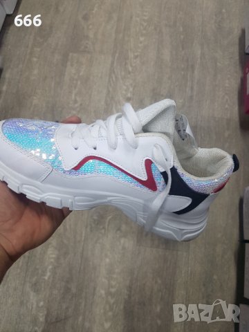 Маратонки, снимка 5 - Маратонки - 42995639