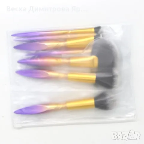 Комплект "Еднорог" от 7 разноцветни четки за грим HZS91, снимка 6 - Козметика за лице - 47729236