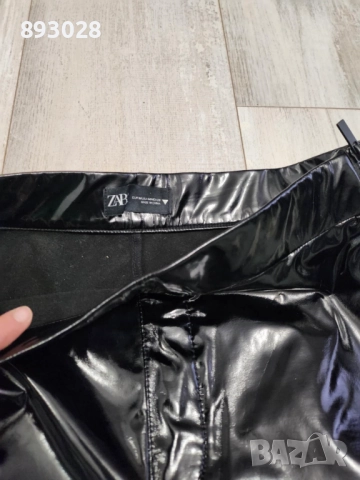 Интересен клин - панталон ZARA  , снимка 3 - Панталони - 52101070