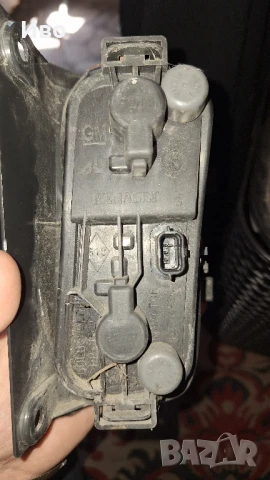 Заден ляв халоген за Renault Trafic – оригинал, снимка 3 - Части - 51354976